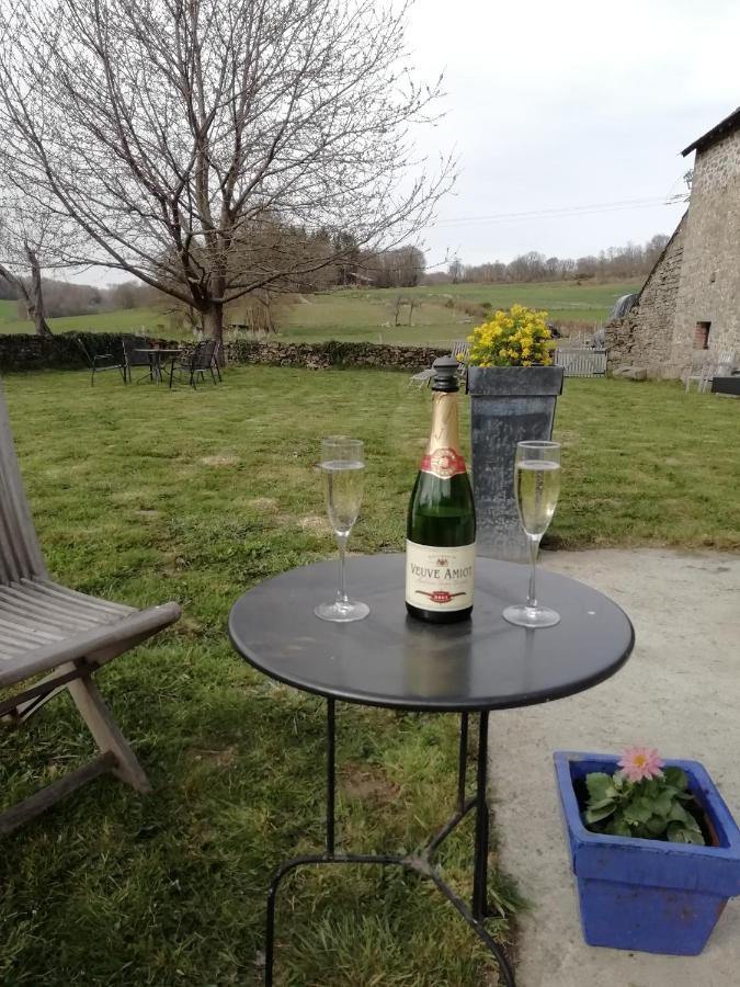 مبيت وإفطار Mourioux-Vieilleville Dans La Creuse المظهر الخارجي الصورة